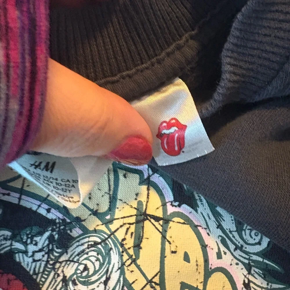 H&M Rolling Stones - Graphic Sweatshirt size 10 to 12  gorgeous sweatshirt - Picture 3 of 3